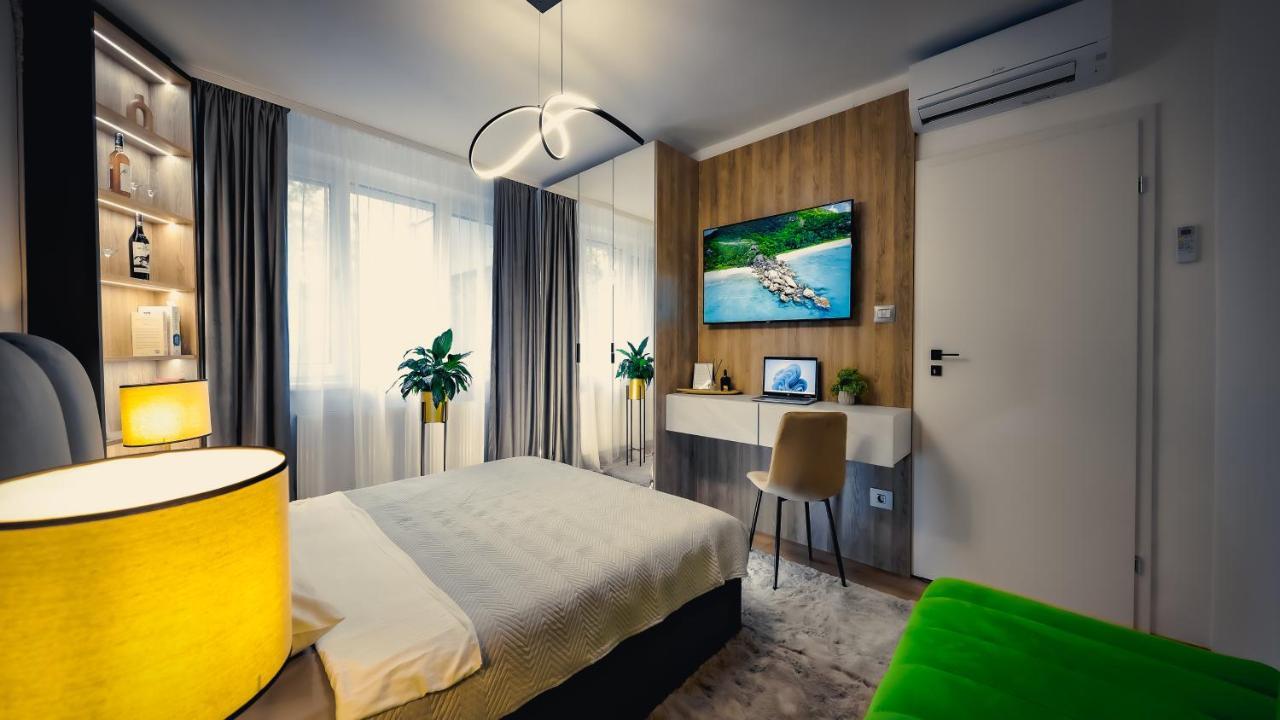 Central Luxury Home تيميشورا المظهر الخارجي الصورة